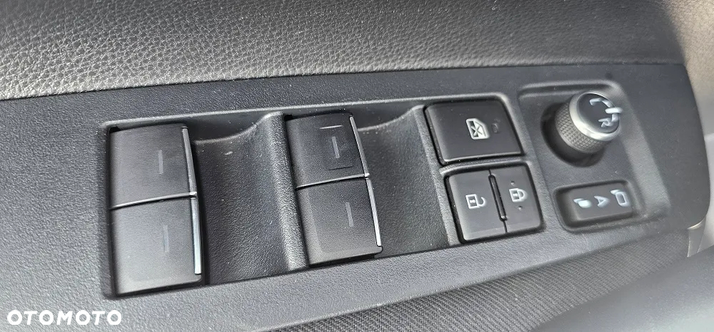 Toyota Corolla 1.8 Hybrid Comfort - 11