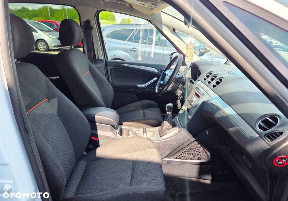 Ford S-Max - 23
