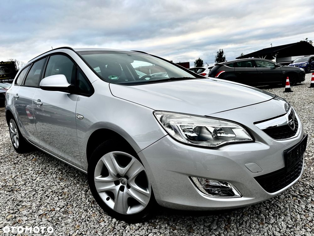 Opel Astra 1.4 Turbo - 2