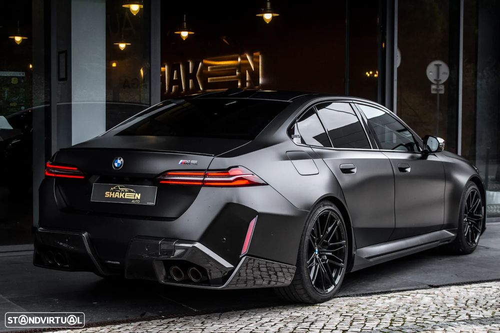 BMW M5 xDrive - 4