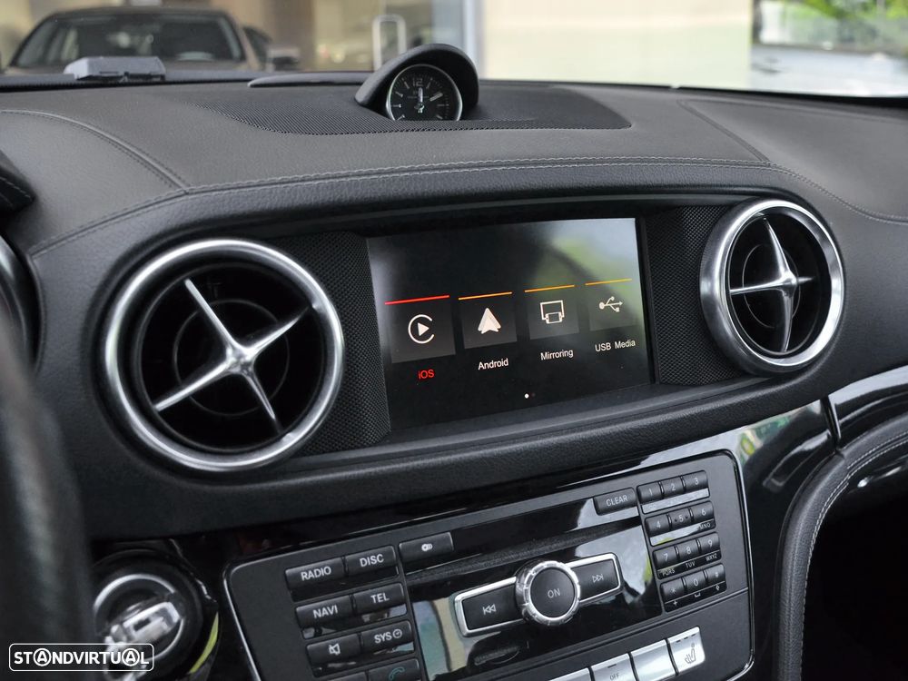 Mercedes-Benz SL 350 Standard - 18