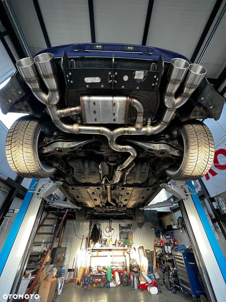 Volkswagen Golf - 10