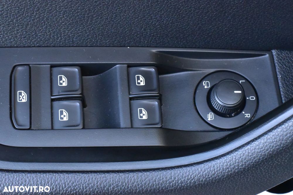 Skoda Superb 2.0 TDI DSG Style - 17
