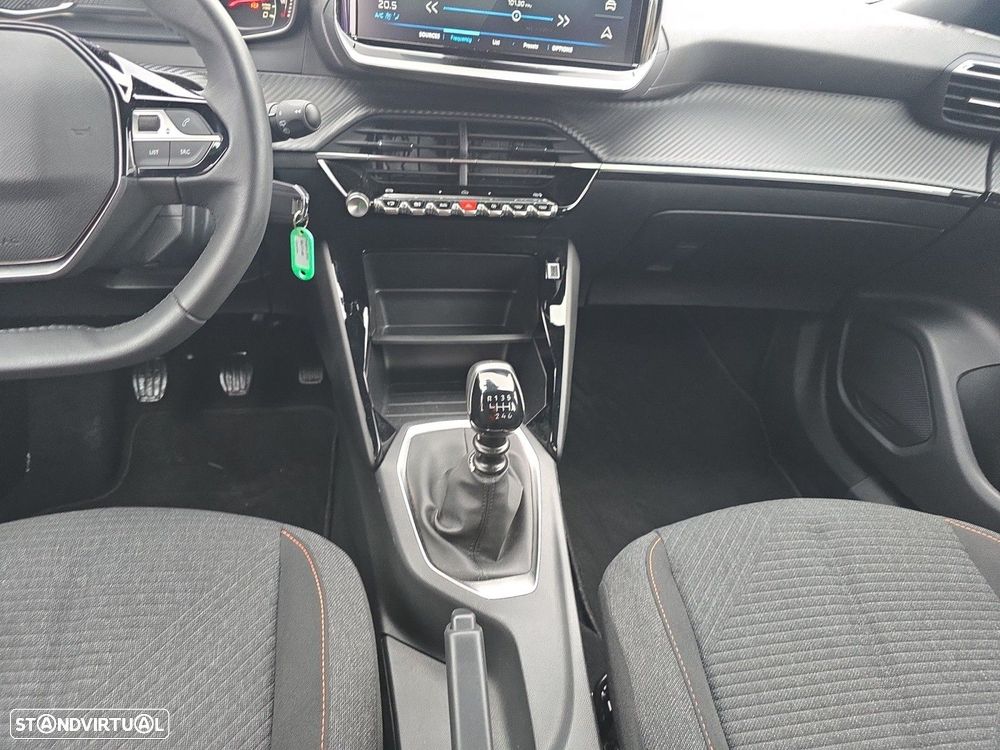 Peugeot 2008 1.2 PureTech Style — fotografia 11