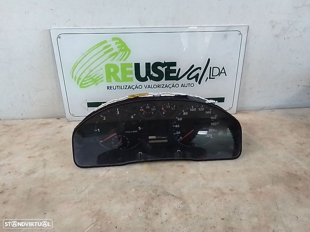 Quadrante / Conta Quilometros Audi A4 (8D2, B5) - 1