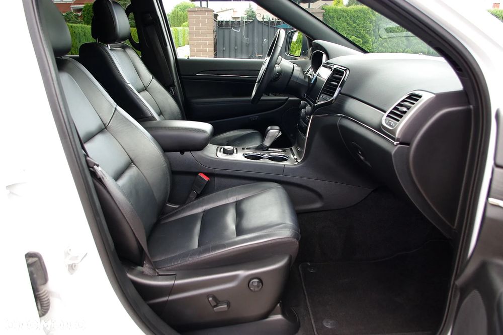 Jeep Grand Cherokee - 4