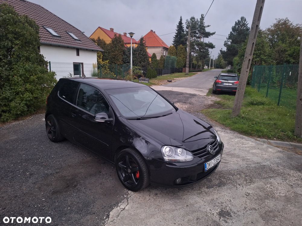 Volkswagen Golf - 2
