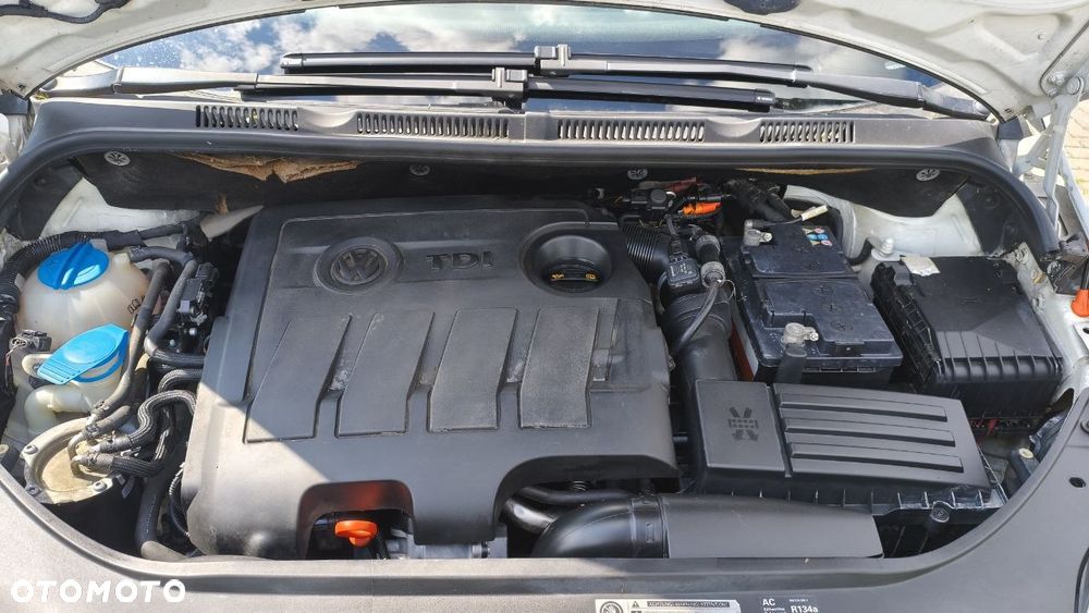 Volkswagen Golf Plus 1.6 TDI Comfortline - 16