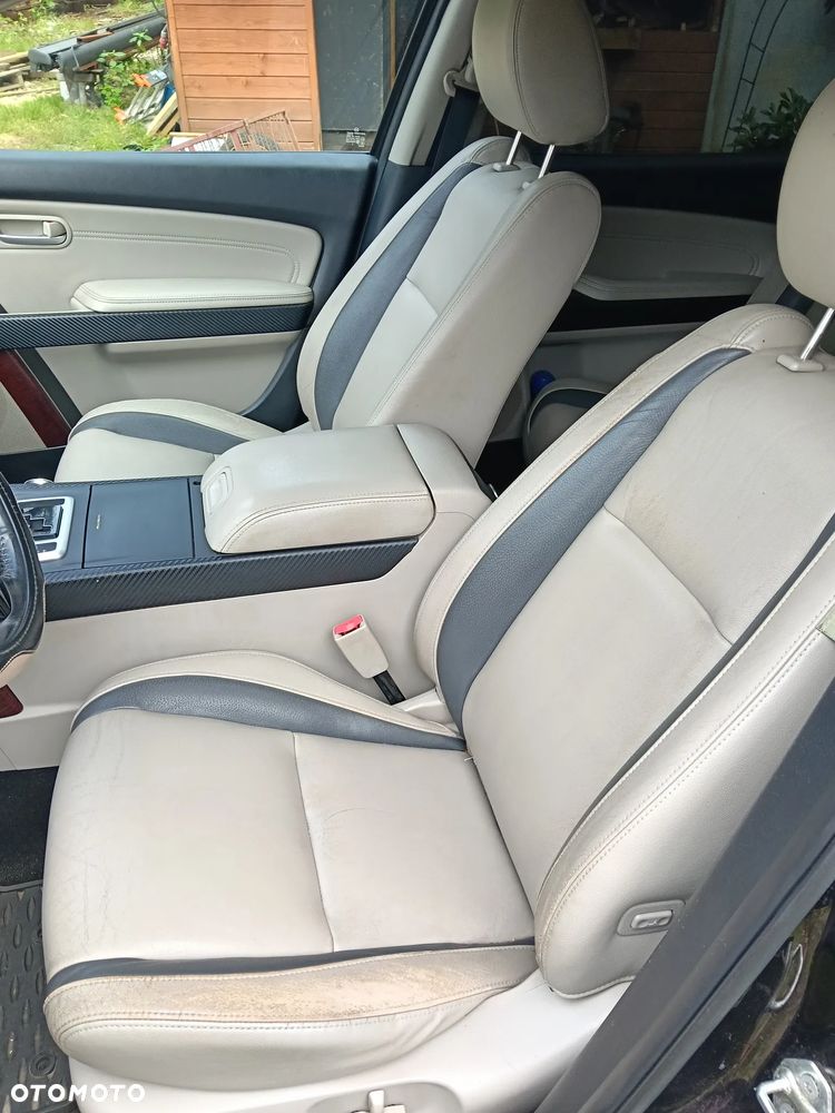 Mazda CX-9 3.7 V6 - 7