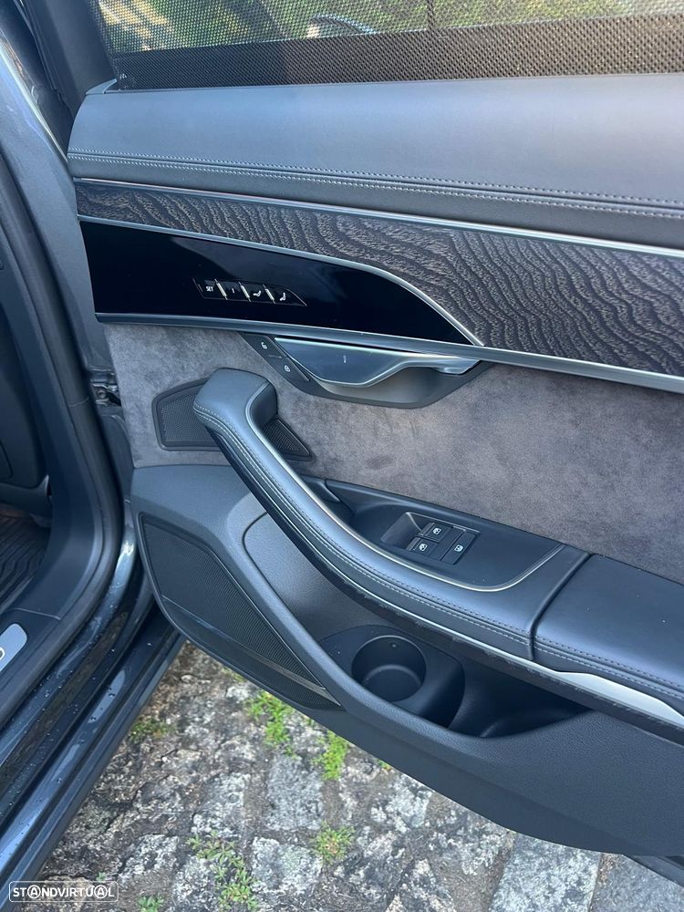 Audi A8 - 5