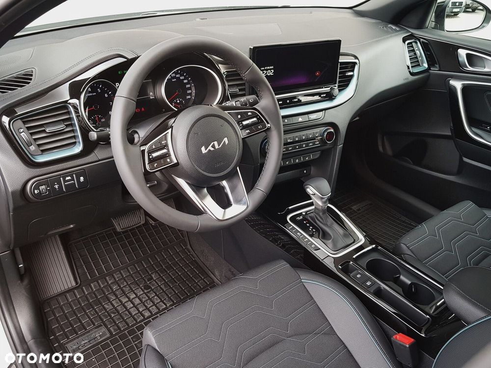 Kia XCeed 1.6 T-GDI Tribute DCT - 14