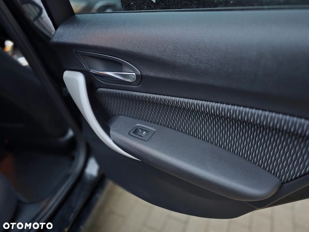 BMW Seria 1 118i Business Edition - 28