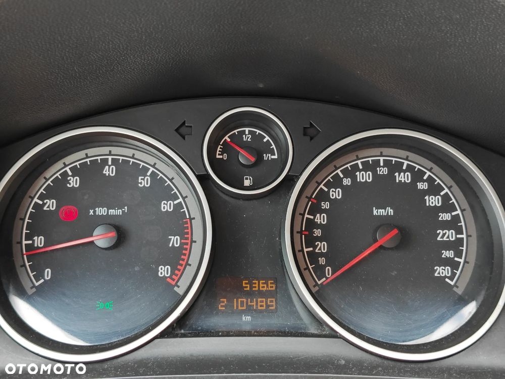 Opel Astra 1.6 Cosmo - 22