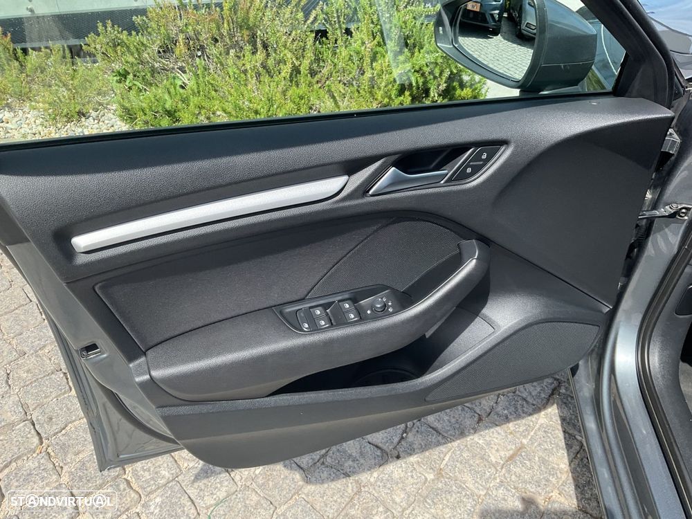 Audi A3 Sportback 30 TDI - 23