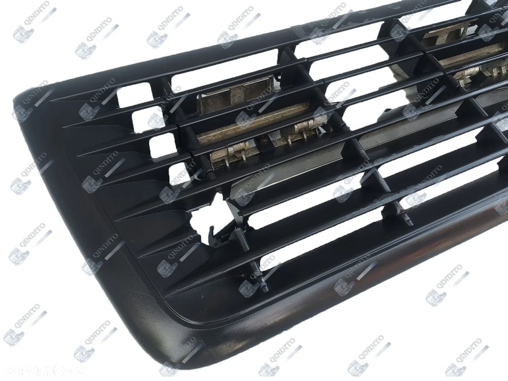 ATRAPA GRILL  DAF XF 95 1312789 1363367 / 1637823 - 1