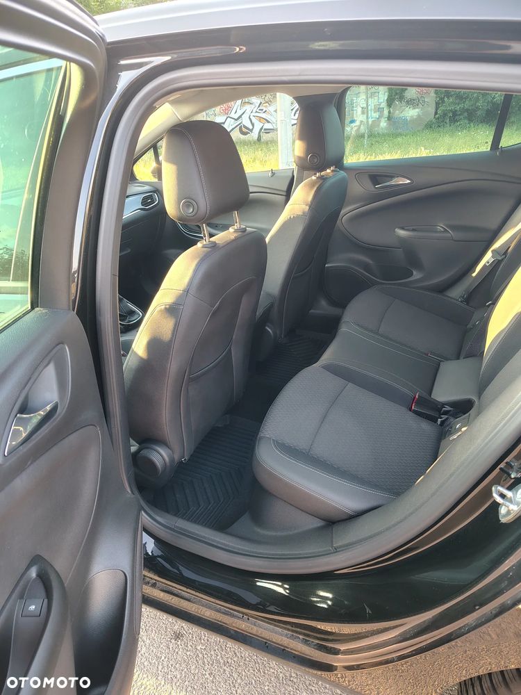 Opel Astra 1.4 T Elite - 9