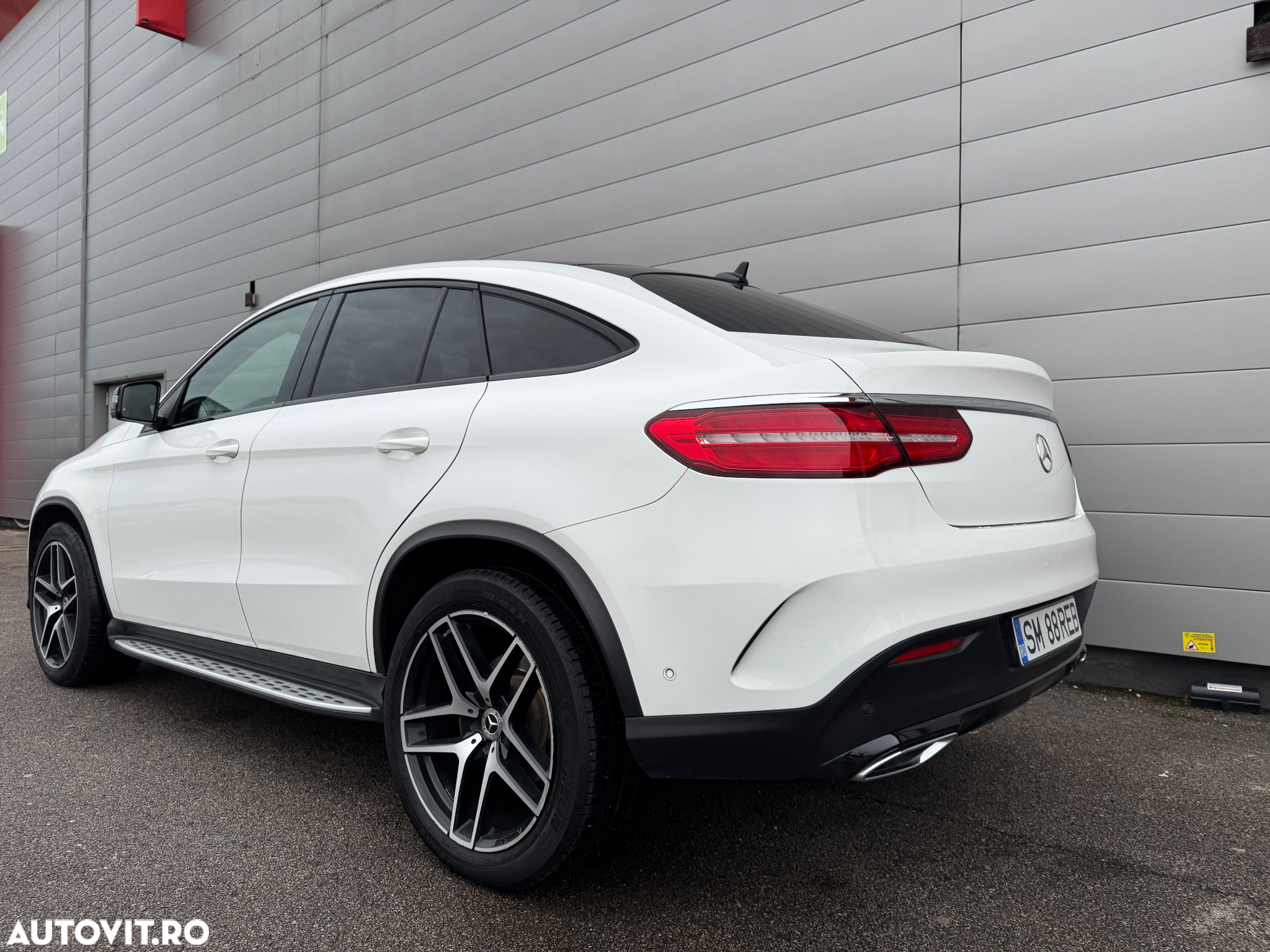 Mercedes-Benz GLE 350 d 4MATIC - 15