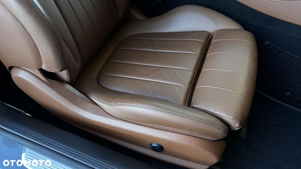 Mercedes-Benz Klasa E 200 Coupe 9G-TRONIC - 25