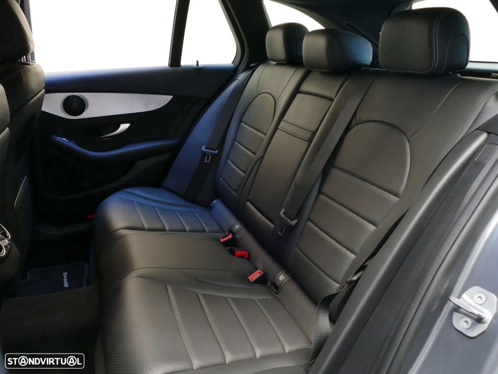 Mercedes-Benz C 300 de AMG Line - 40