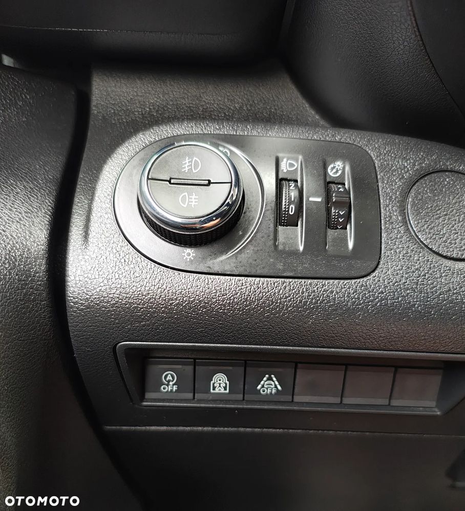 Opel Combo 1.5 CDTI Enjoy S&S - 22