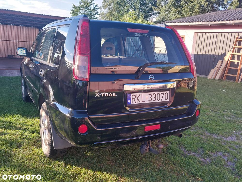 Nissan X-Trail - 4