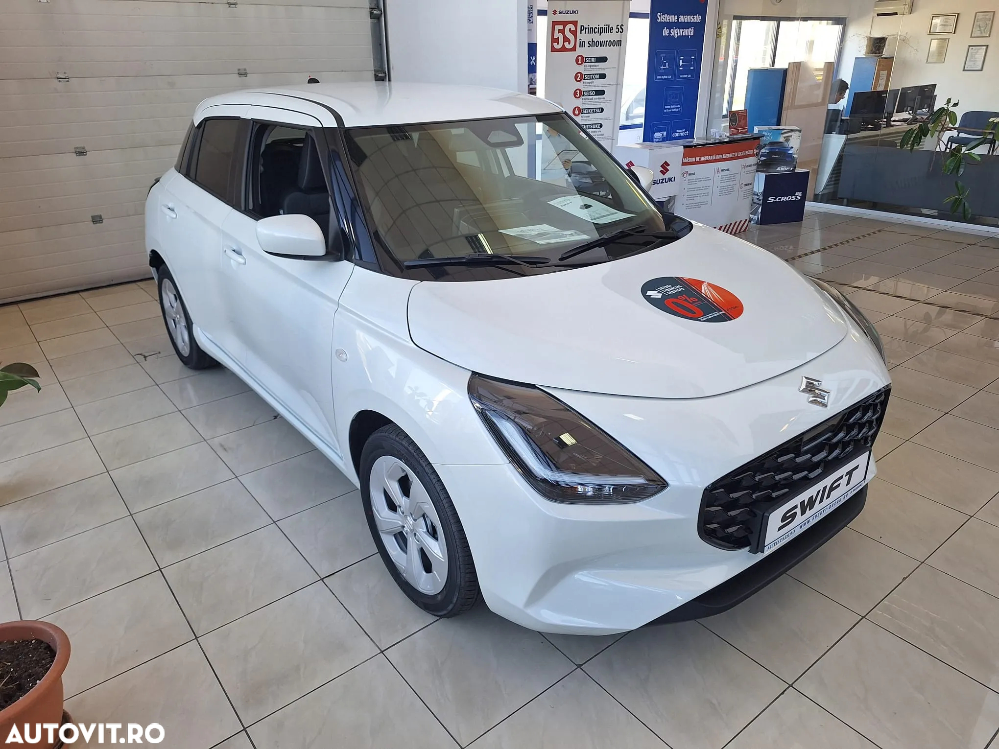 Suzuki Swift 1.2 Dualjet 12V MHEV Passion - 4