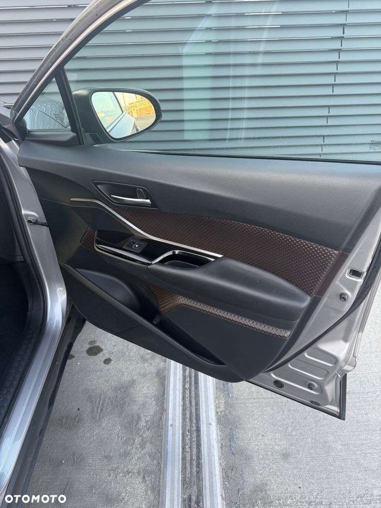 Toyota C-HR 1.2 Turbo Lounge - 23