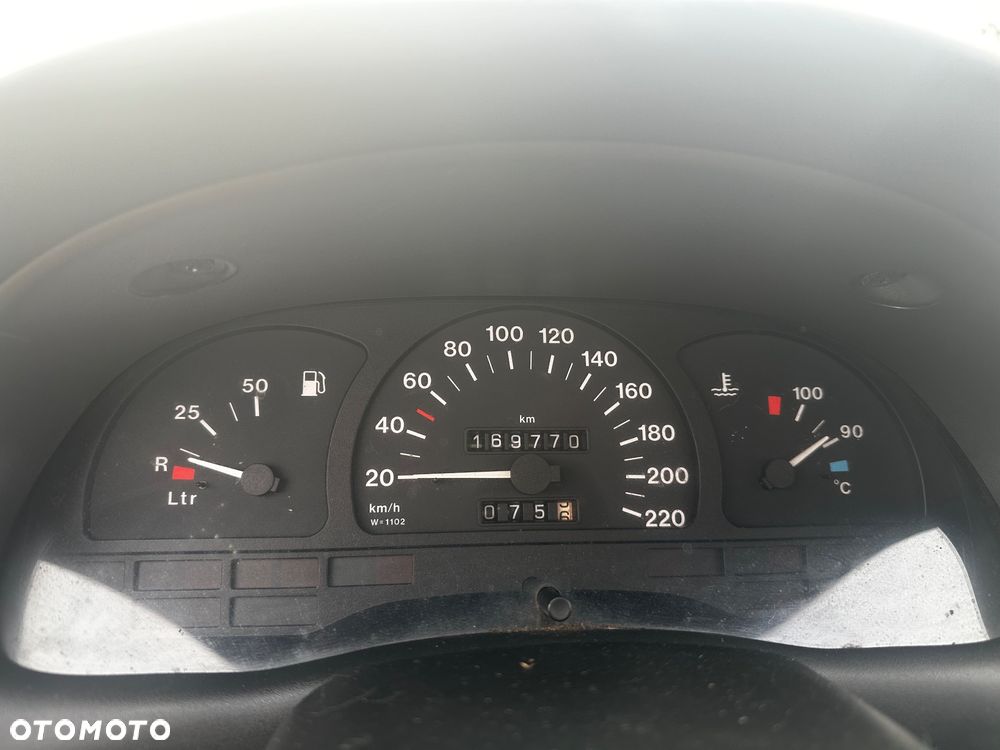 Opel Astra 1.6 Base - 10