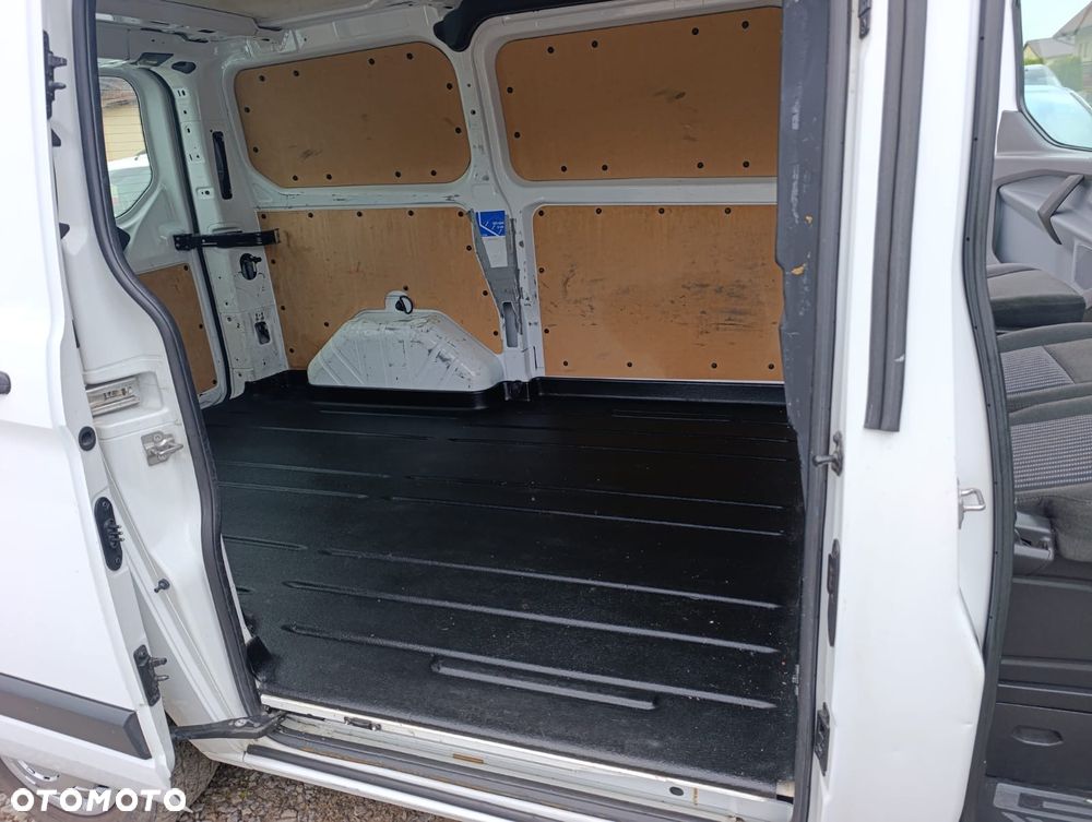 Ford Transit Custom - 14