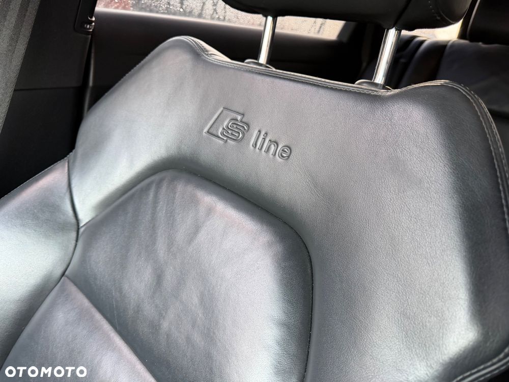 Audi A6 Avant 3.0 TFSI quattro tiptronic - 13