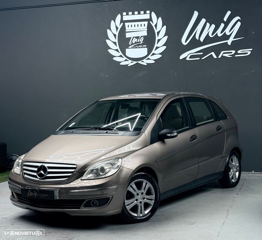 Mercedes-Benz A 180 Avantgarde Aut. - 2