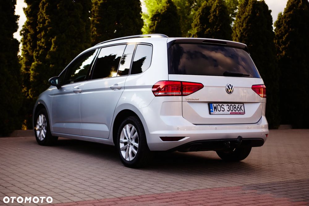 Volkswagen Touran 2.0 TDI BMT Highline - 4