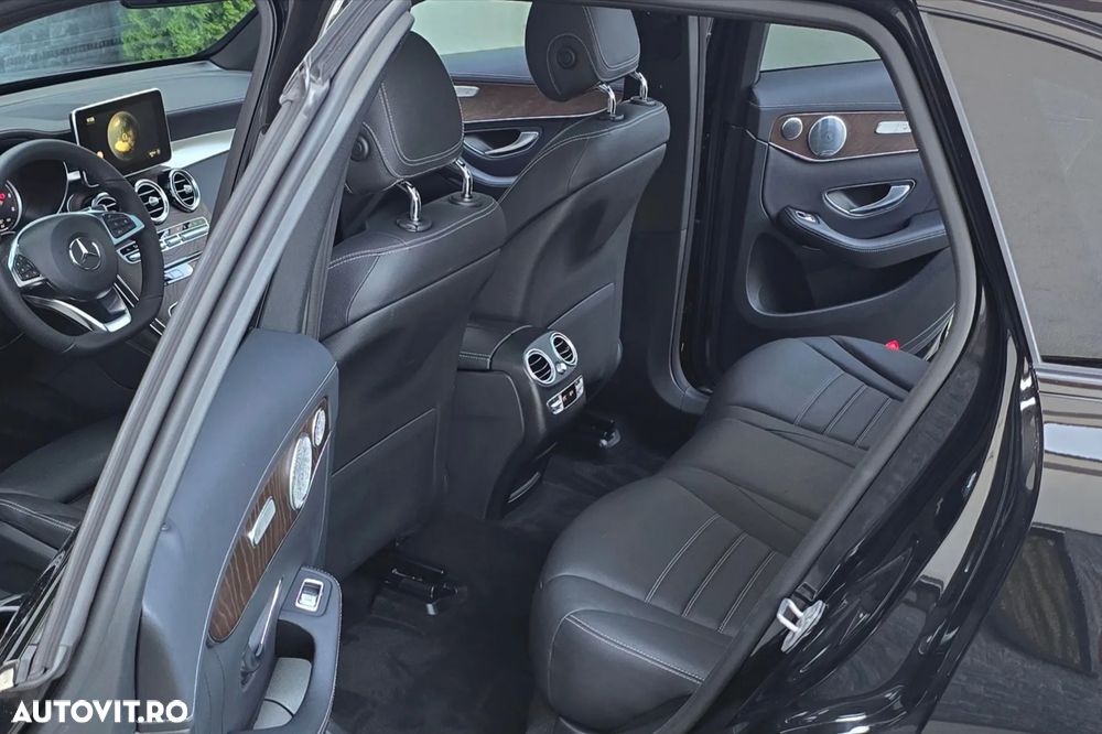 Mercedes-Benz GLC 220 d 4MATIC 9G-TRONIC AMG Line - 20