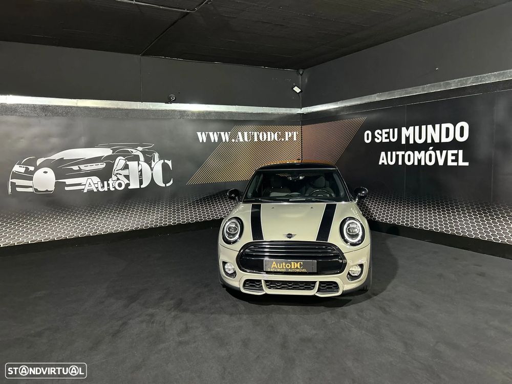 MINI 3 Portas One D - 23