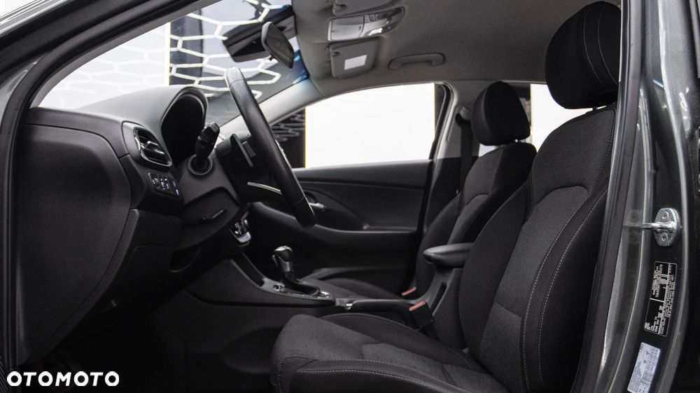 Hyundai i30 1.5 T-GDI 48V Smart DCT - 18