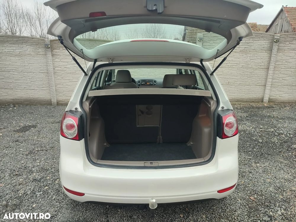 Volkswagen Golf Plus 1.6 TDI DPF Trendline - 11