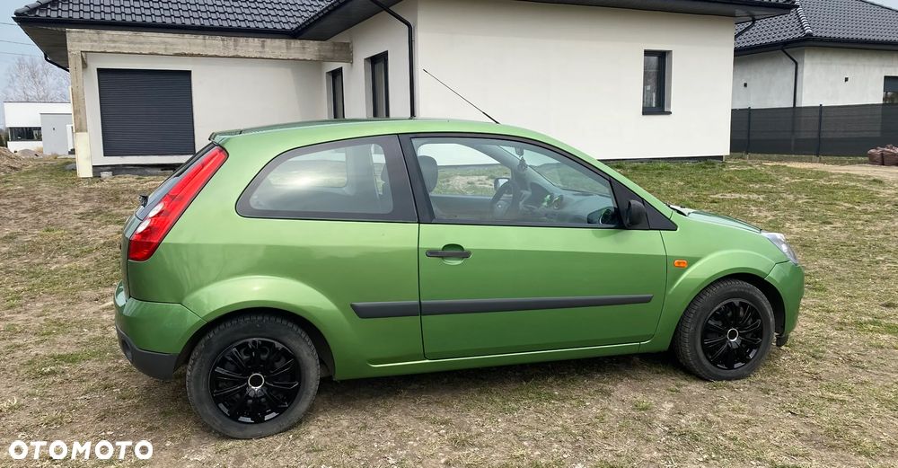 Ford Fiesta 1.3 Black Magic - 13