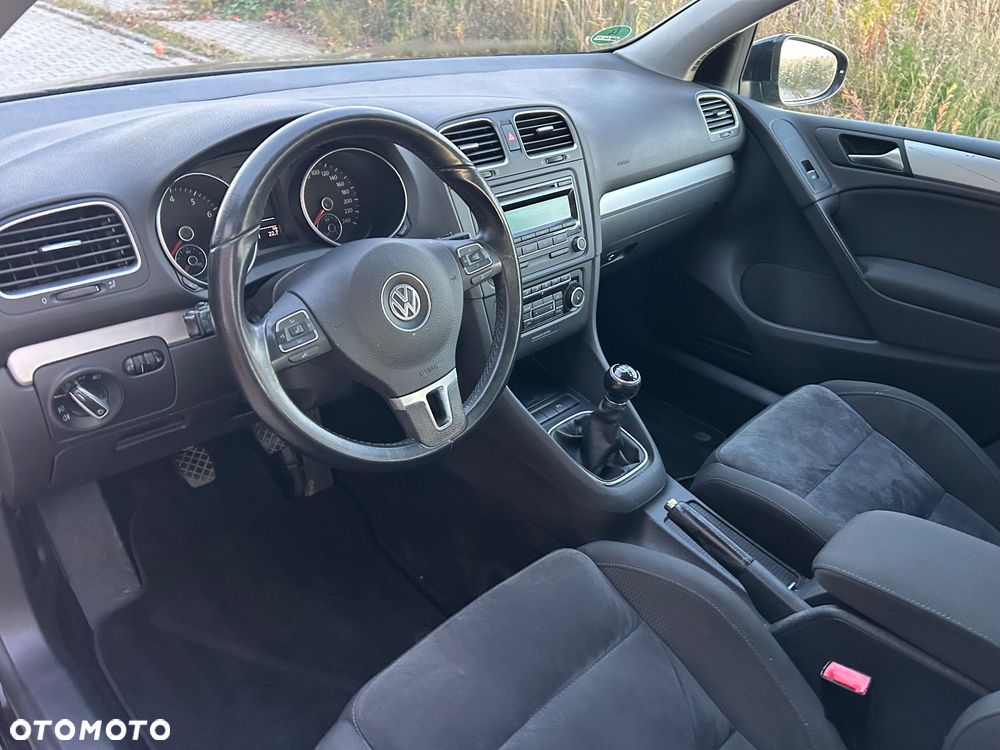 Volkswagen Golf - 9
