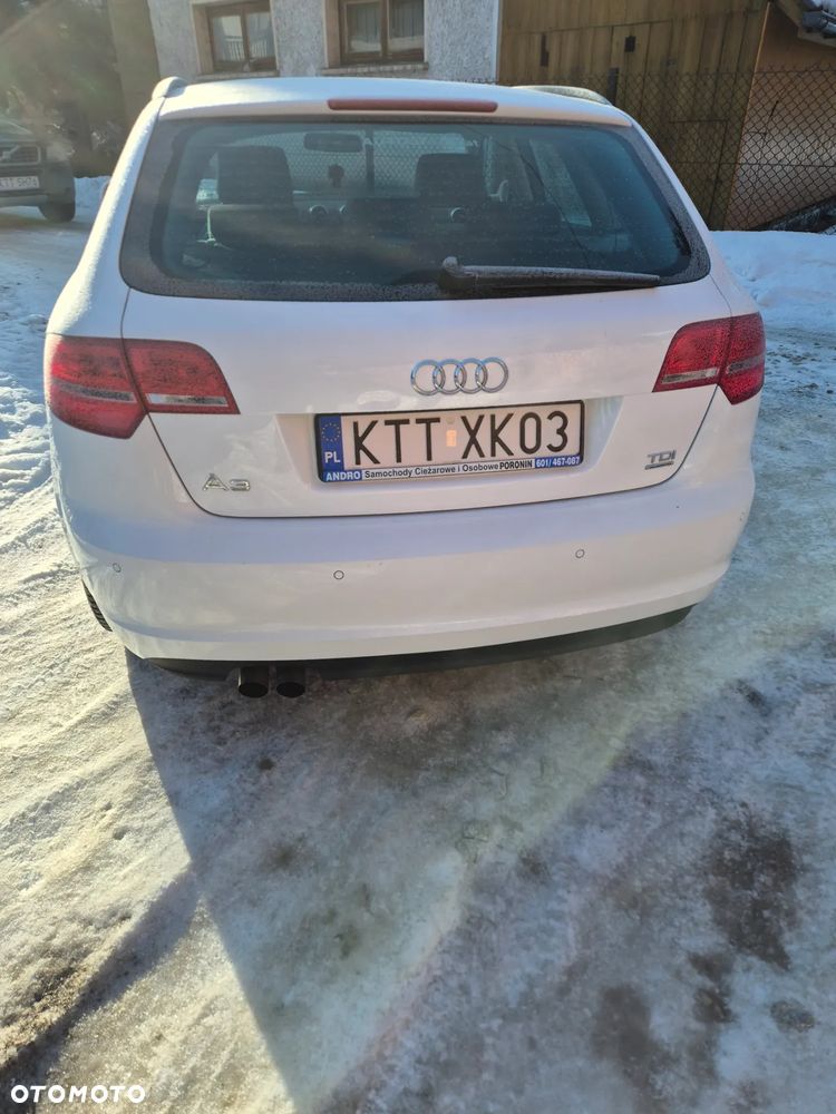 Audi A3 Sportback 2.0 TDI DPF quattro Ambiente - 6