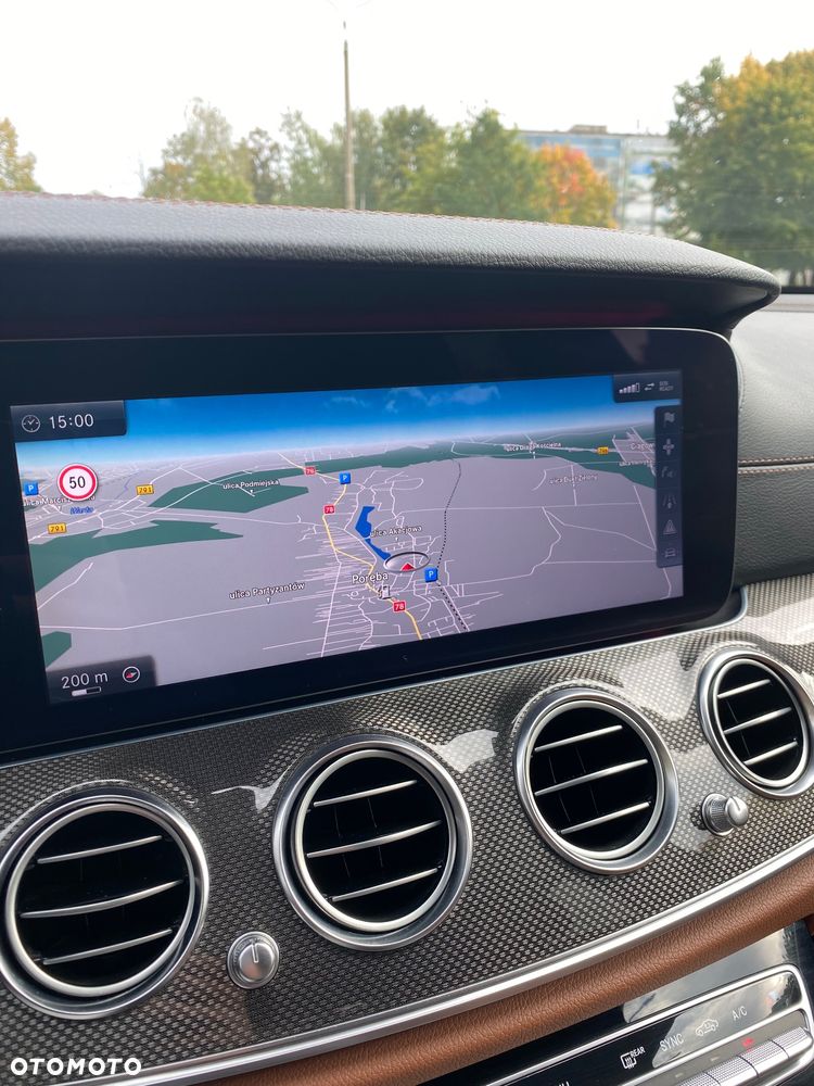 Mercedes-Benz Klasa E 220 d 9G-TRONIC - 20
