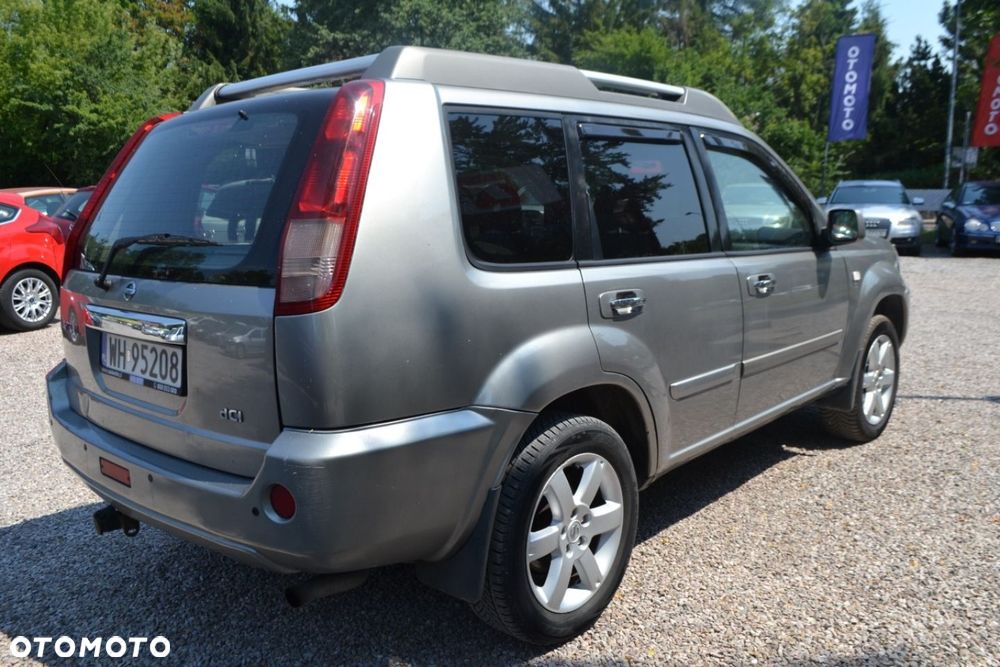 Nissan X-Trail - 8