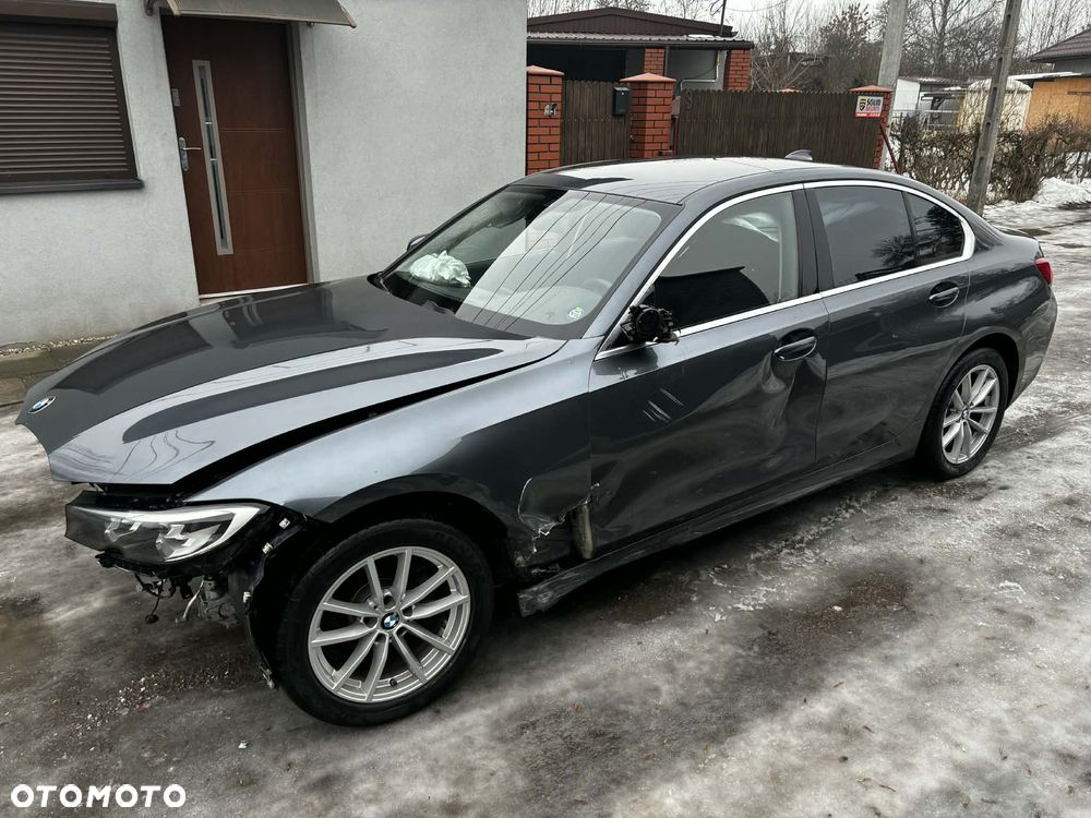 BMW Seria 3 318d Edition Luxury Line Purity - 2