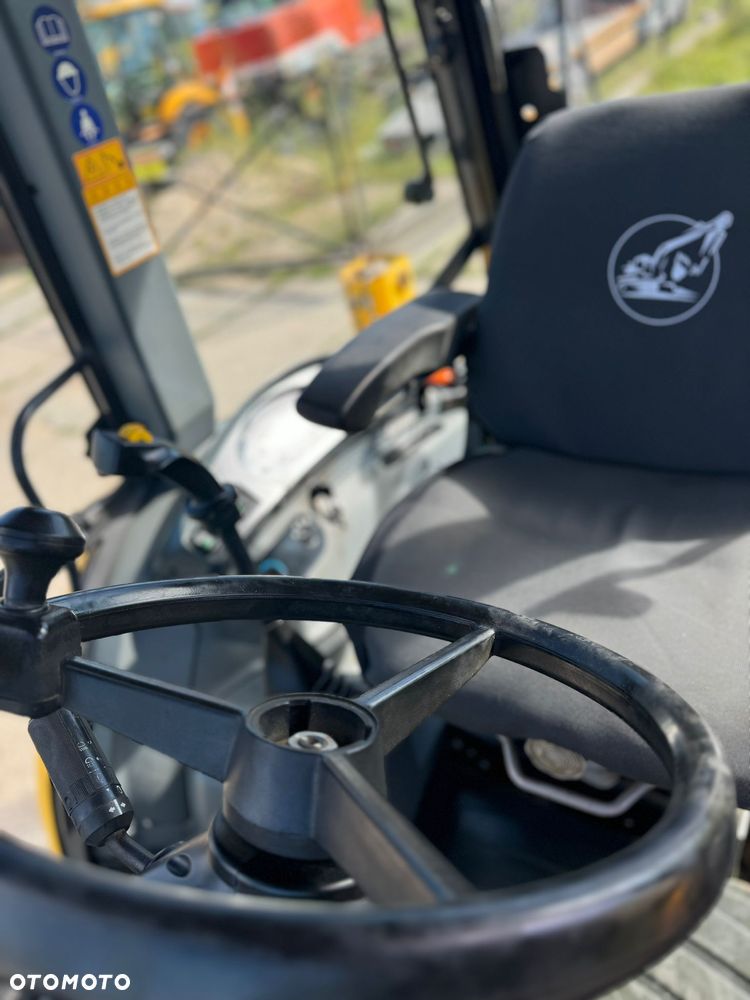New Holland B90B** KOPARKO ŁADOWARKA NEW HOLLAND B90 B** NEW HOLLAND B100* FINANSOWANIE* LEASING** ZAMIANA** SKUP** - 5