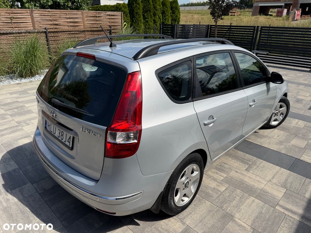 Hyundai i30 1.6 Premium - 24