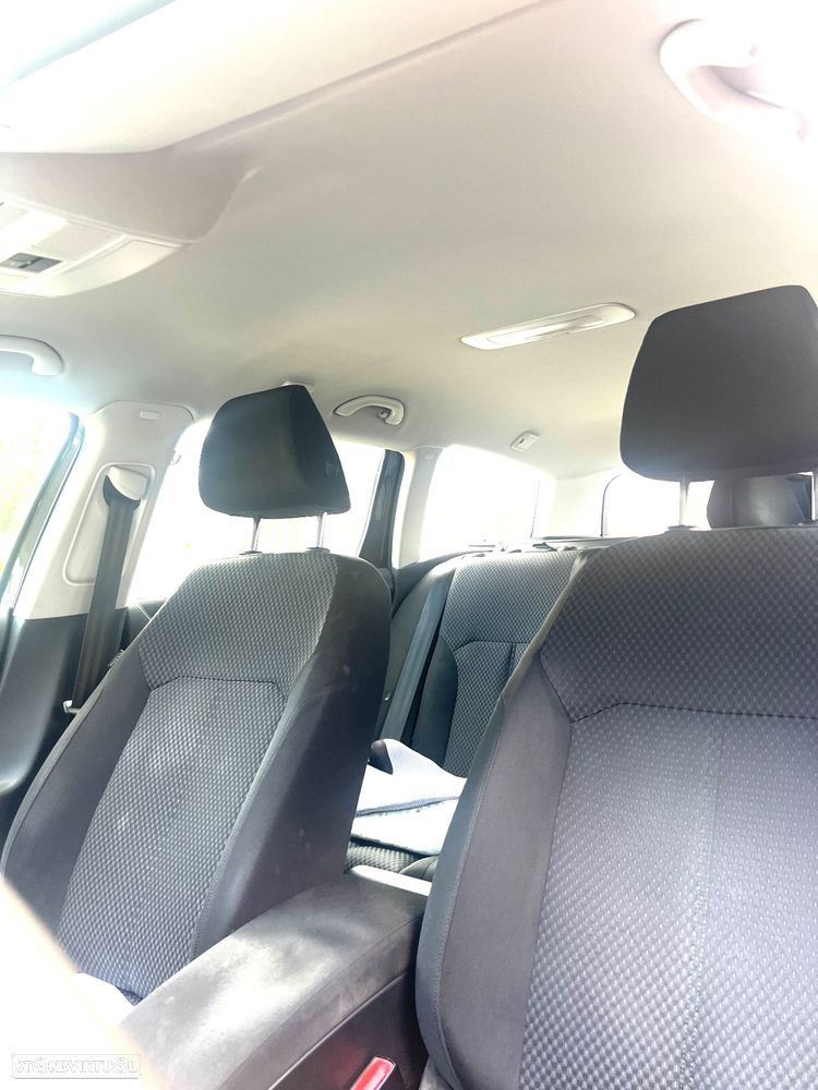 VW Passat Variant 1.6 TDI BlueMotion - 5