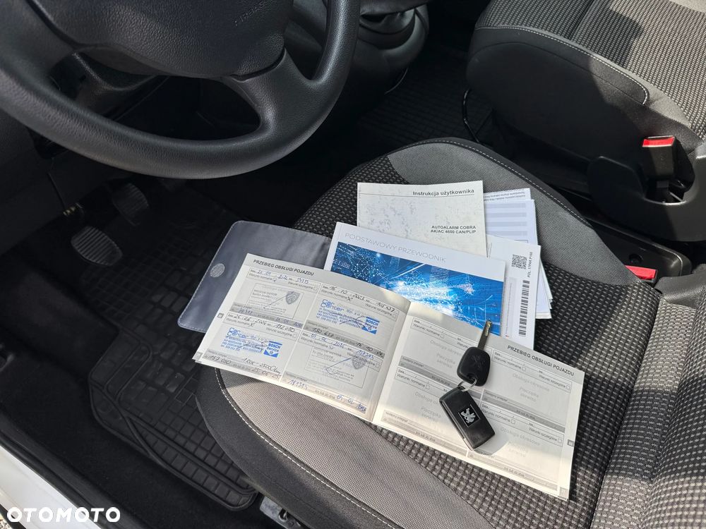 Peugeot Partner 1.6 BlueHDi Outdoor - 28