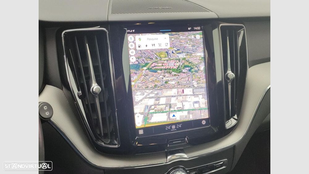 Volvo XC 60 2.0 T6 PHEV Plus Dark AWD - 19