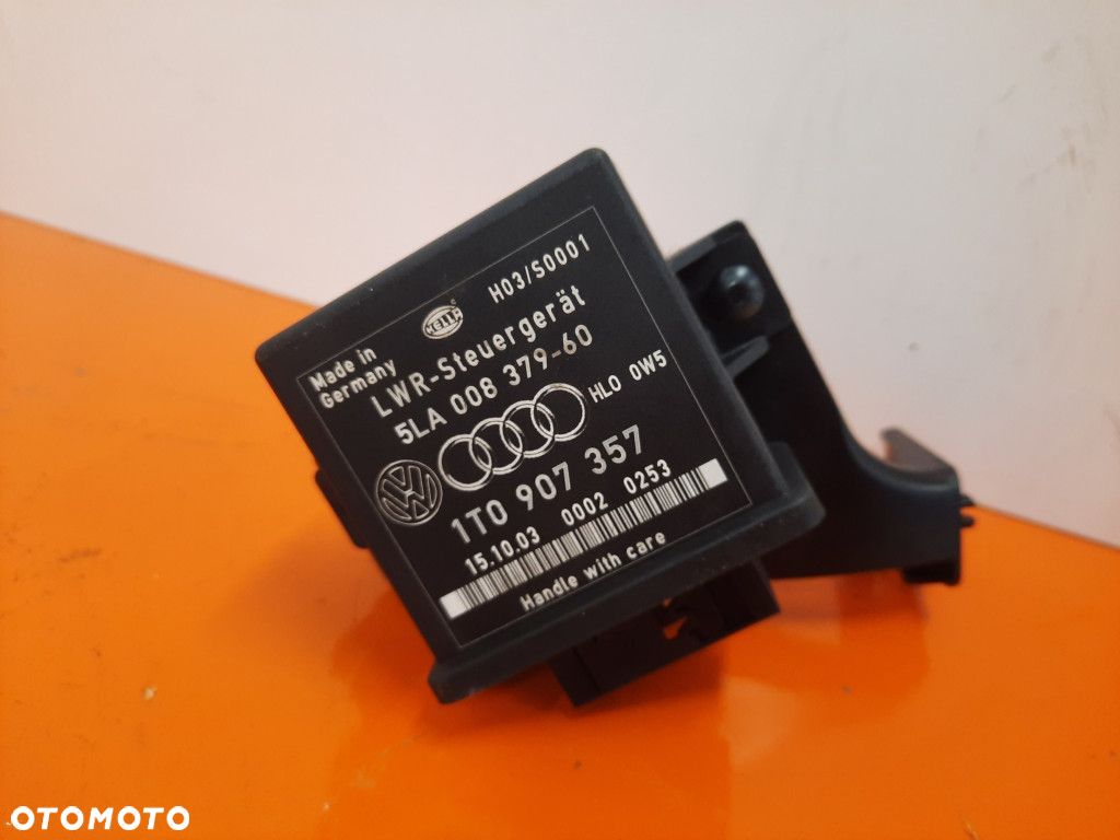VOLKSWAGEN TOURAN I 03-06 STEROWNIK MODUŁ ŚWIATEŁ 1T0907357 AVQ - 1