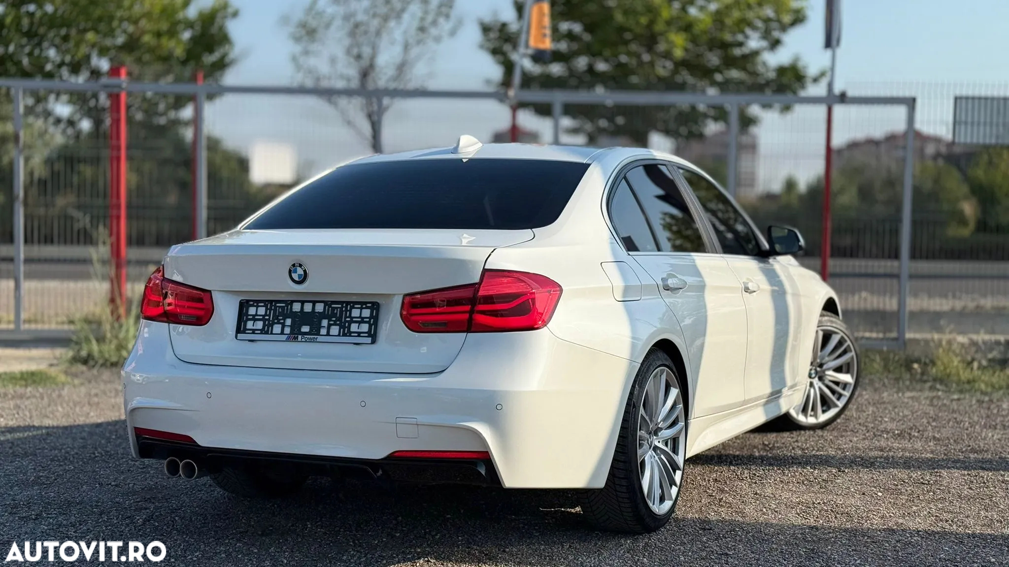 BMW Seria 3 320d GT xDrive AT - 9