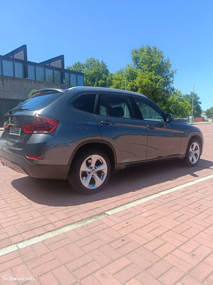 BMW X1 16 d sDrive Line Sport - 4